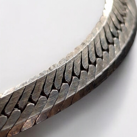 Vintage Sterling Silver 925 Italian VIOR Designer Herringbone Chain Bracelet - Picture 3 of 10